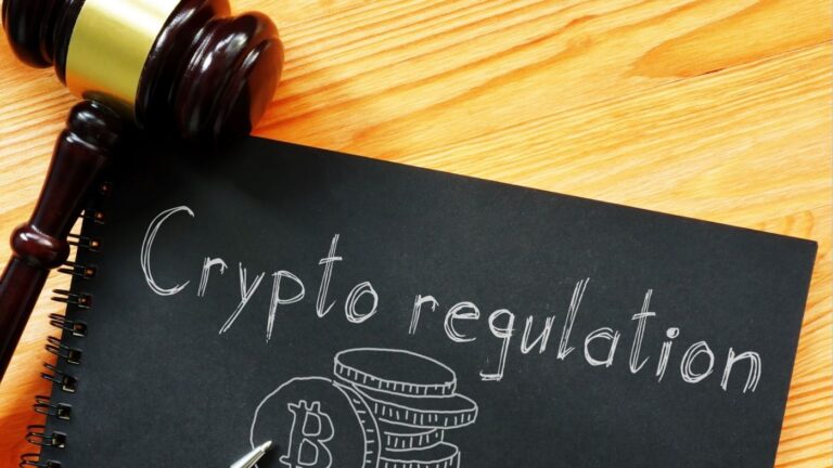 U.S. Bank Regulator Issues Warning to Banks on Crypto Risks